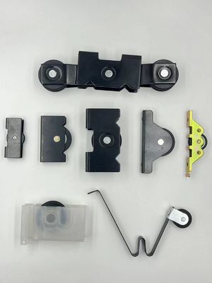 कस्टम एल्यूमीनियम दरवाजे के सामान काली फ्रेम के साथ स्लाइडिंग दरवाजा और खिड़की रोलर