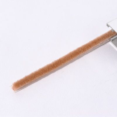 ढेर ऊंचाई 3-25 मिमी / चौड़ाई 3-50 मिमी CLJ सभी आकार खिड़की दरवाजा ब्रश ढेर मौसम पट्टी महसूस ऊन ढेर ड्रॉट एक्सक्लूडर